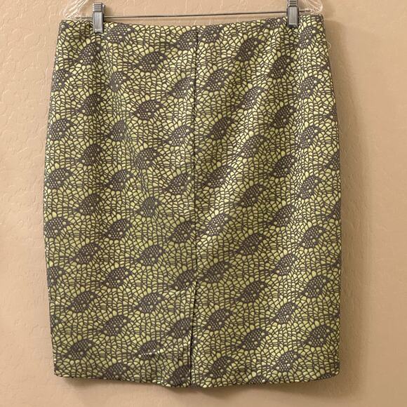 Mossimo Green and Grey Straight Pencil Lace Skirt Back Slit Stretch Size Large - Picture 2 of 9